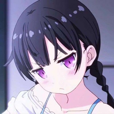 美女COS《巫师3》叶奈法惊艳绝伦 白嫩香肩紫眸勾人
